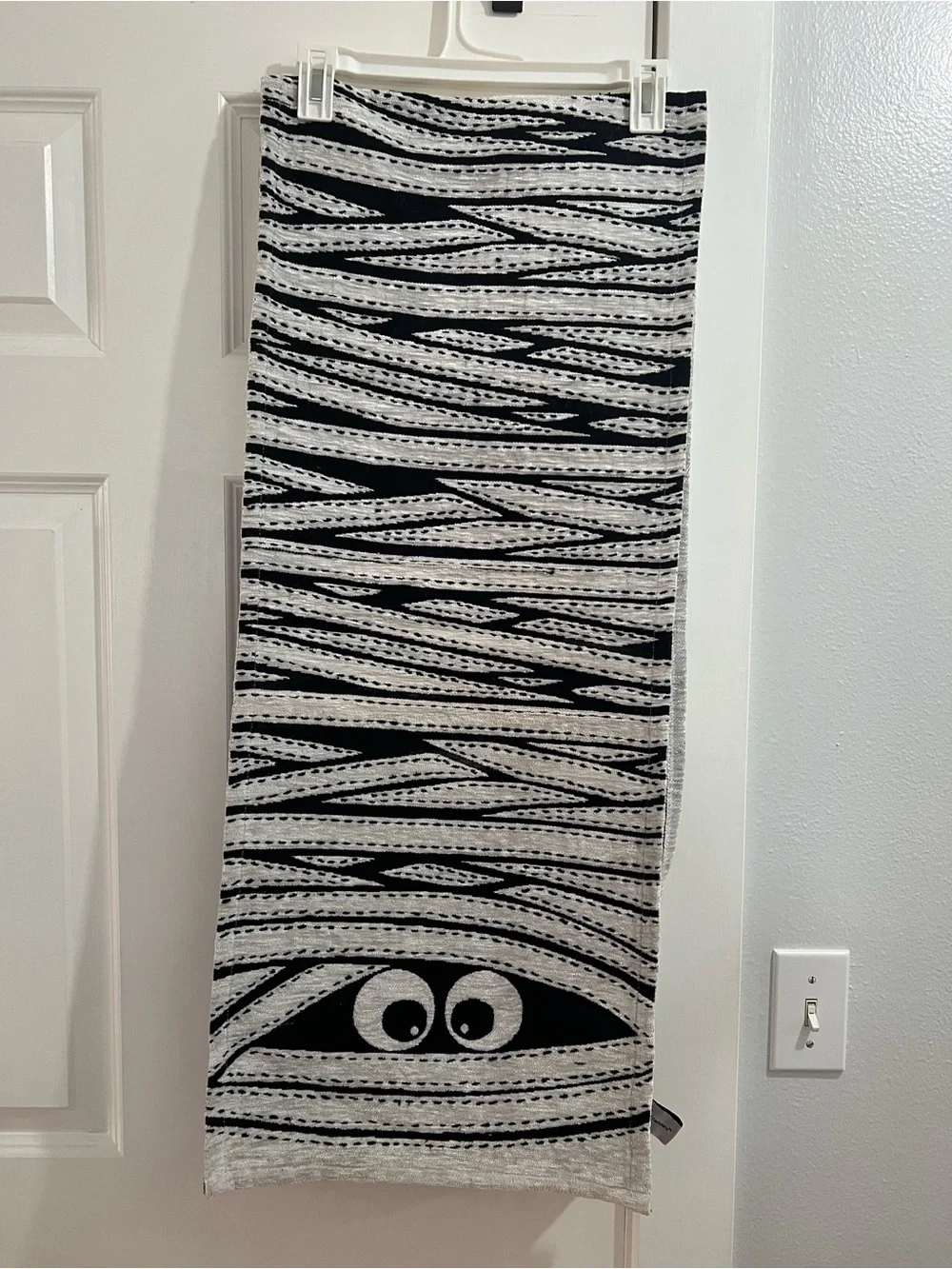 cupcakes & cashmere Black and White Striped Dining Table Runner